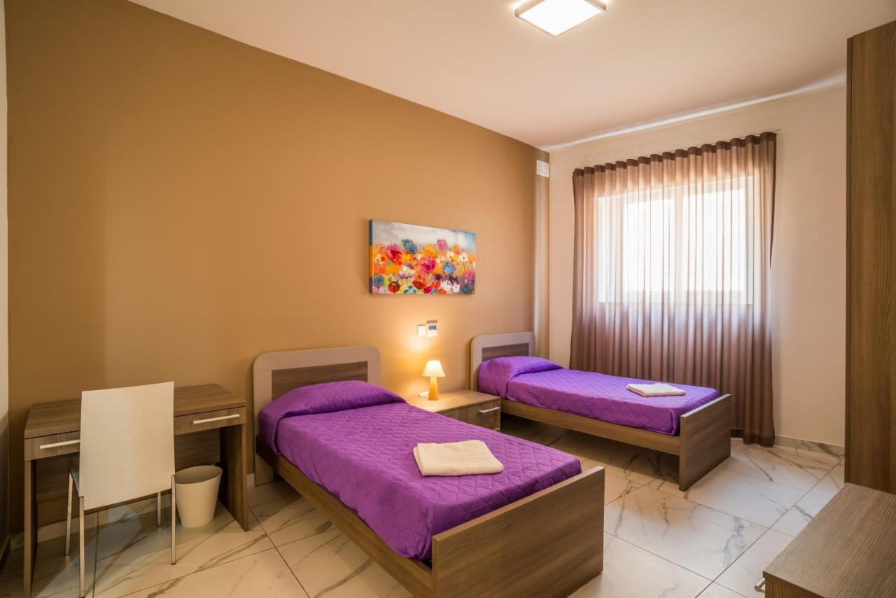 The Sea-Bank Villa Apartments Marsaskala Exterior foto